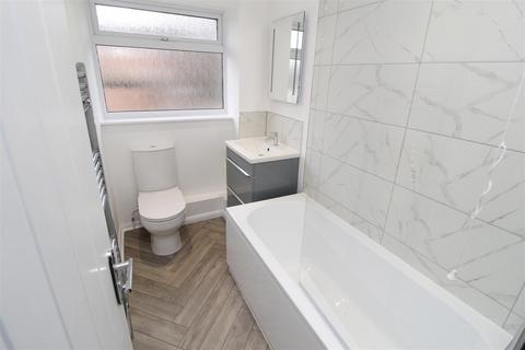 44 Carroll Close, Newport Pagnell, MK16 8QH