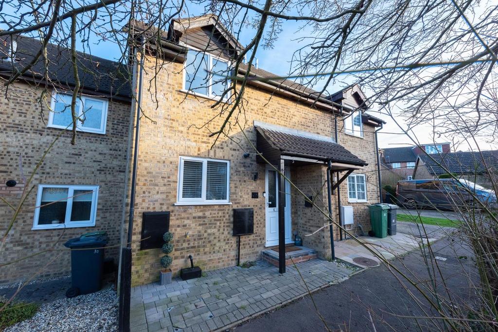 Paterson Close, Basingstoke RG22 2 bed terraced house for sale £299,950