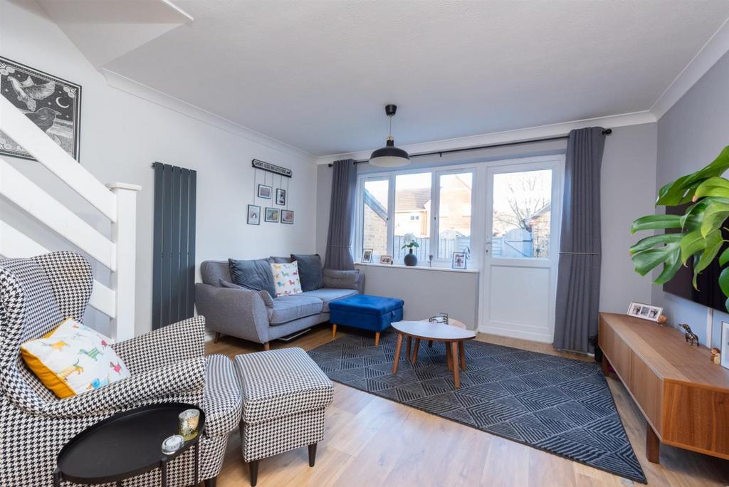 Paterson Close, Basingstoke RG22 2 bed terraced house for sale £299,950