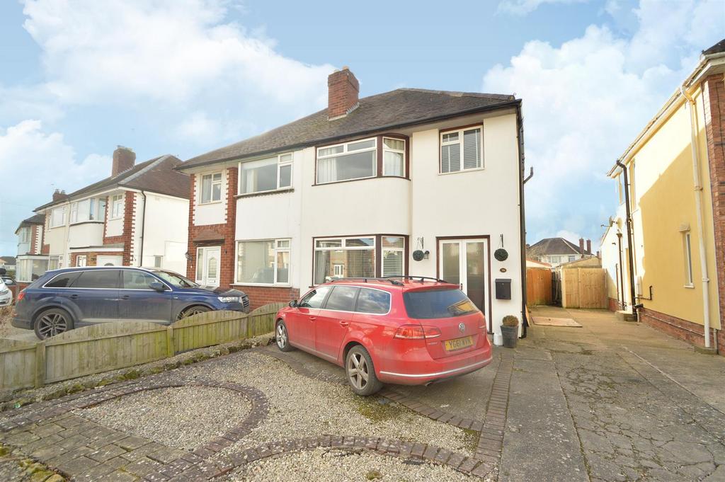 76 Sundorne Crescent, Shrewsbury, SY1 4JJ 3 bed semidetached house for
