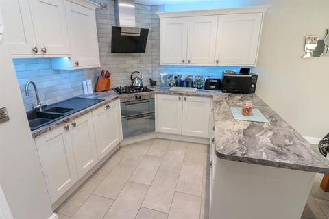 1 Barber Close, Oswestry, SY11 2UE