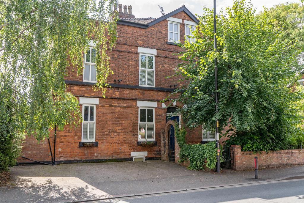 Burton Road, West Didsbury 5 bed end of terrace house for sale £650,000