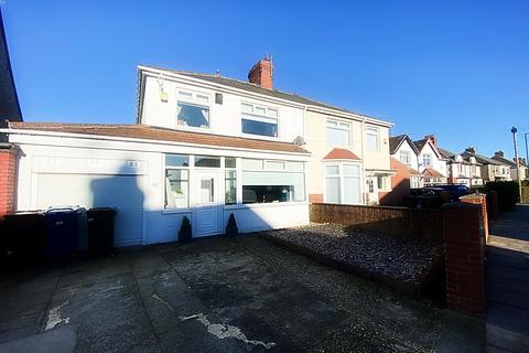 3 bedroom semi-detached house for sale - Appletree Gardens,  Walkerville, Newcastle Upon Tyne