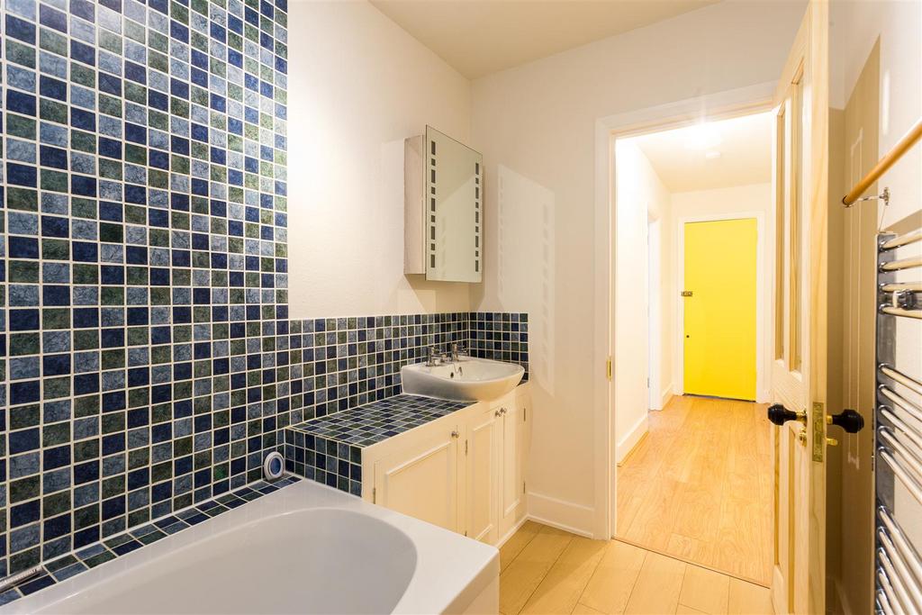 145 Brecknock Rd013.jpg