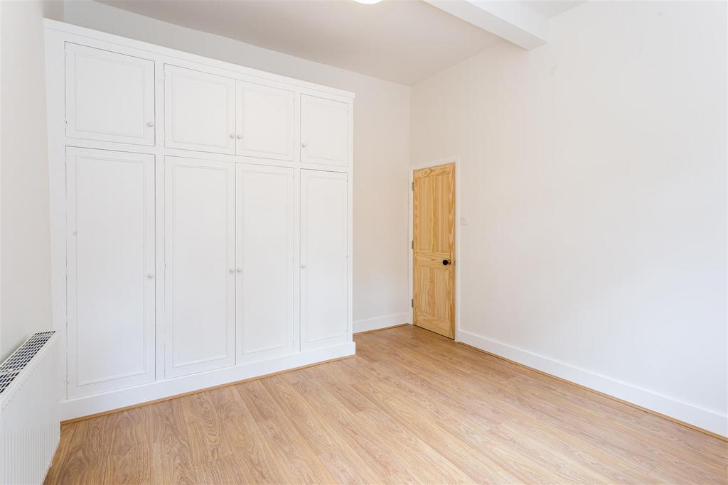 145 Brecknock Rd010.jpg