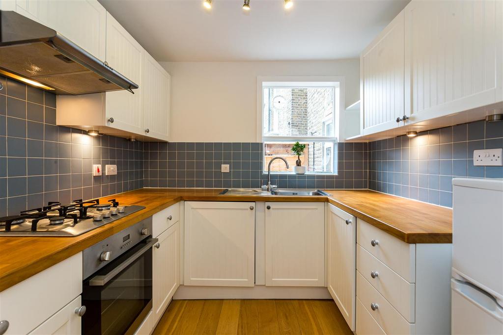 145 Brecknock Rd005.jpg