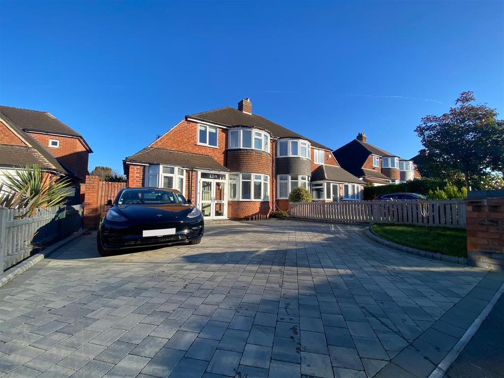 Halton Road, Sutton Coldfield, B73 6NY 3 bed semidetached house for