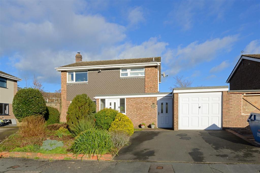 Eldon Drive, off The Mount, Shrewsbury 3 bed link detached house for