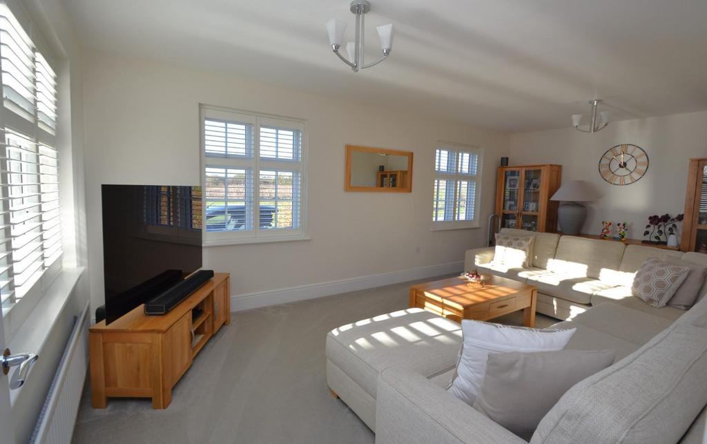 Sitting Room.JPG