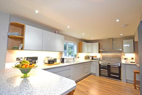 4 bedroom detached house for sale, Townsend Close, Barkway,