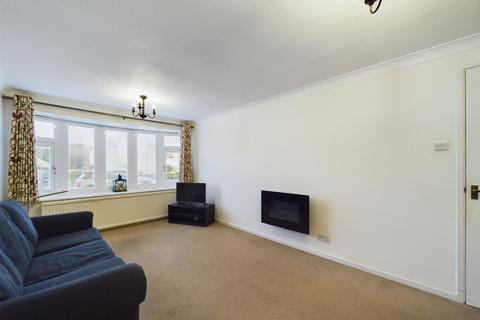 14 Chestnut Close, Bridlington, YO16 6YT
