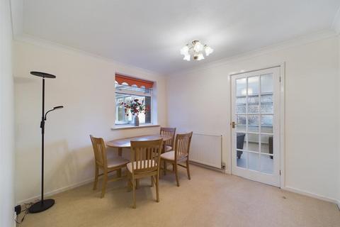 14 Chestnut Close, Bridlington, YO16 6YT