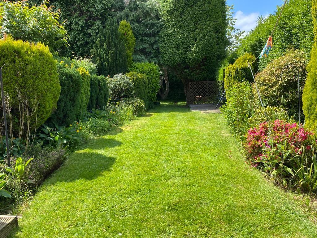 Ivy Road, Macclesfield 3 bed detached house for sale £415,000