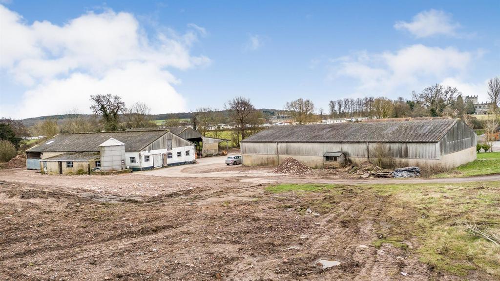 Manor Farm 3.png