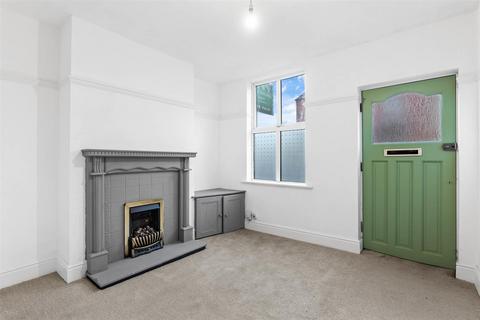 2 bedroom terraced house for sale, High Street, Wollaston