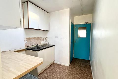 27 Beech Avenue, Quinton, Birmingham, B32 2UA