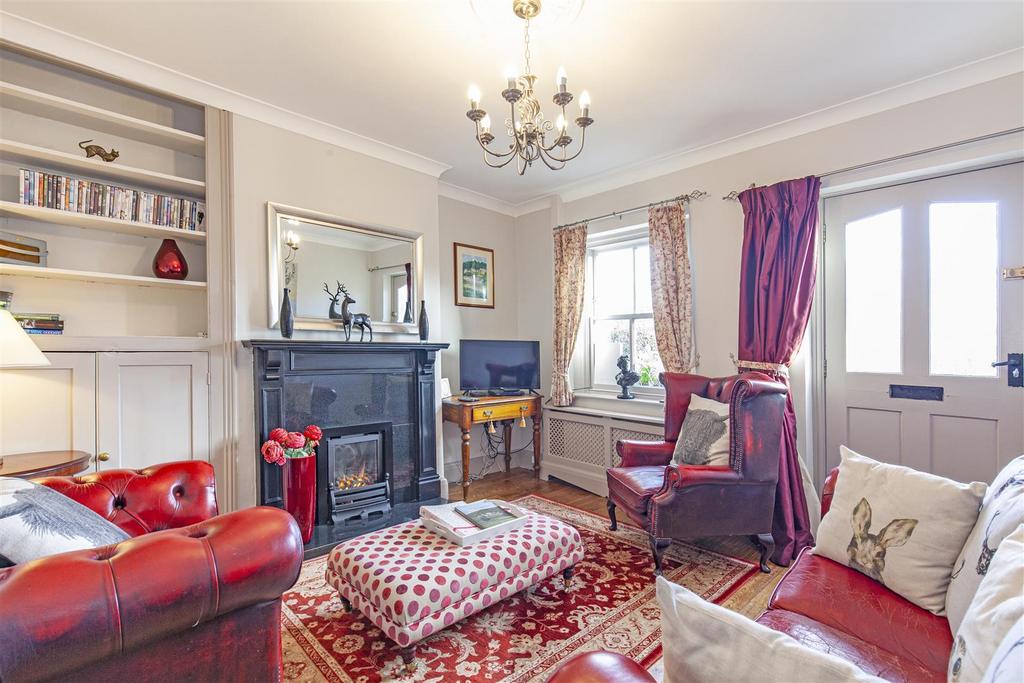 Reception Room-2.jpg