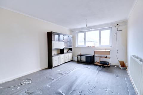 2 bedroom maisonette for sale, Stirling Close, Rainham RM13