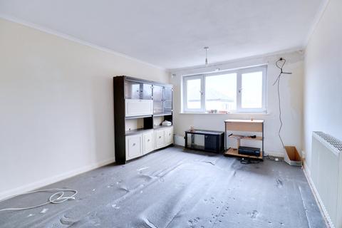78 Stirling Close, Rainham, RM13 9NJ