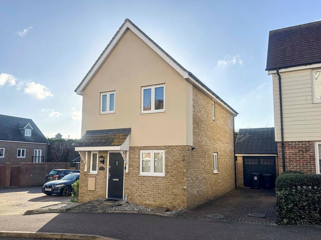 School Lane, Sawbridgeworth, CM21 3 bed detached house for sale £469,950