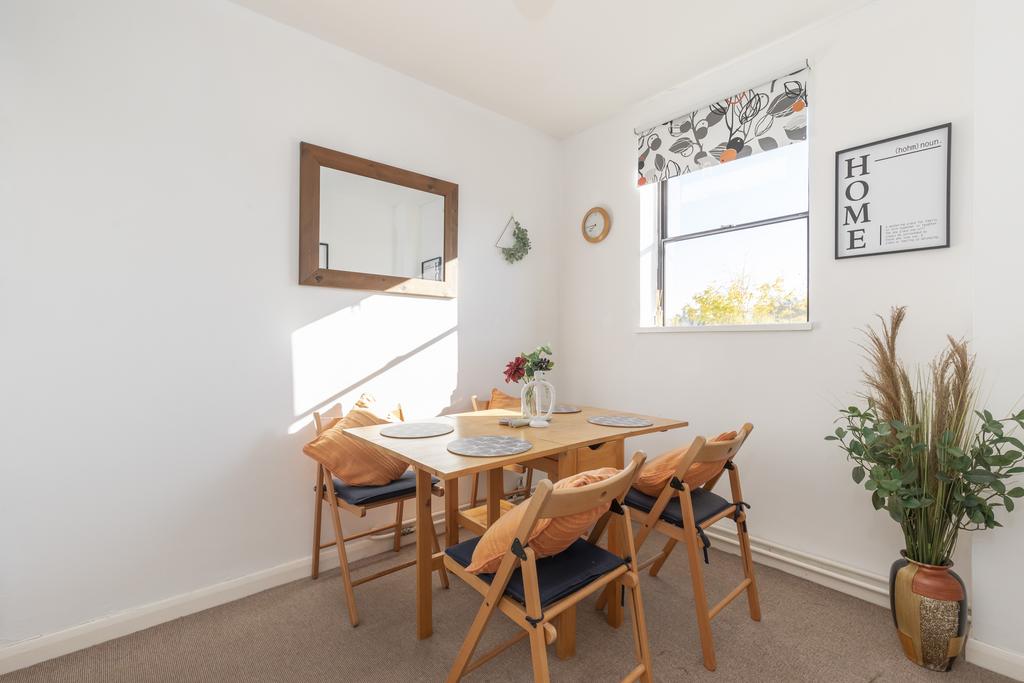 Playhouse Court, Bath Road, Cheltenham GL53 2 bed apartment for sale