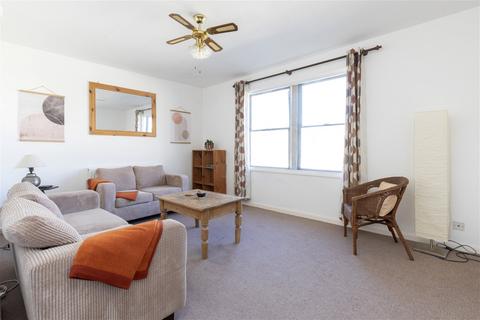 Flat 5, Playhouse Court Bath Road, Cheltenham, GL53 7HJ