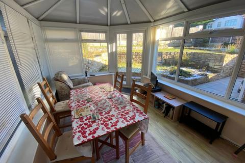 20 Amberwood, Chadderton, Oldham, OL9 9SG