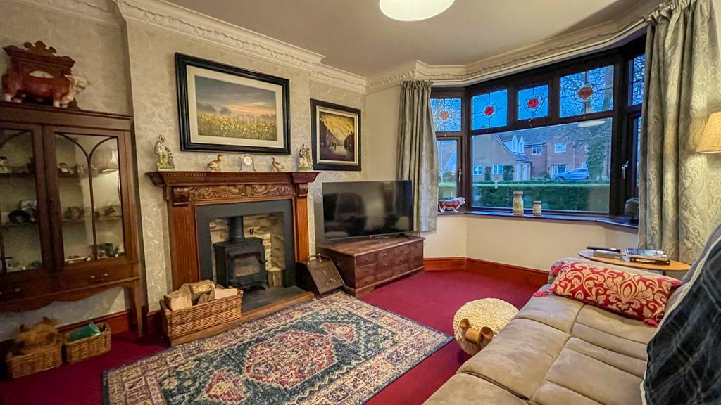 Walkerith Road, Gainsborough, Lincolnshire, DN21 3 bed detached house