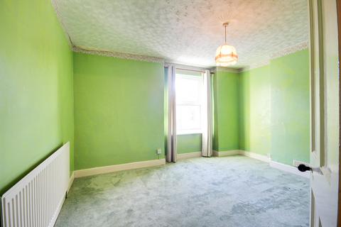 33 Swan Road, Gloucester, GL1 3BJ