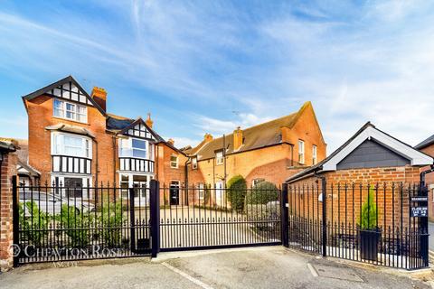 3 bedroom apartment for sale, Queens Place, Ascot