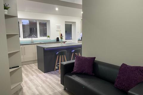 undefined, Garden Close, Ashford, TW15