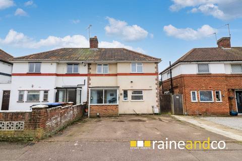 3 bedroom semi-detached house for sale, Crawford Road, Hatfield