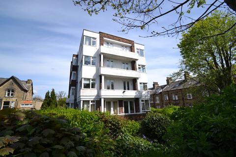 undefined, Shipley, Shipley BD18