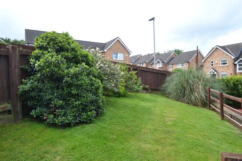 3 bedroom end of terrace house for sale, Thackley, Thackley BD10