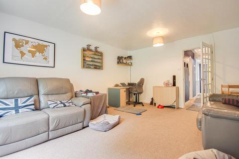 2 bedroom terraced house for sale, Armscroft Gardens, Gloucester, GL2