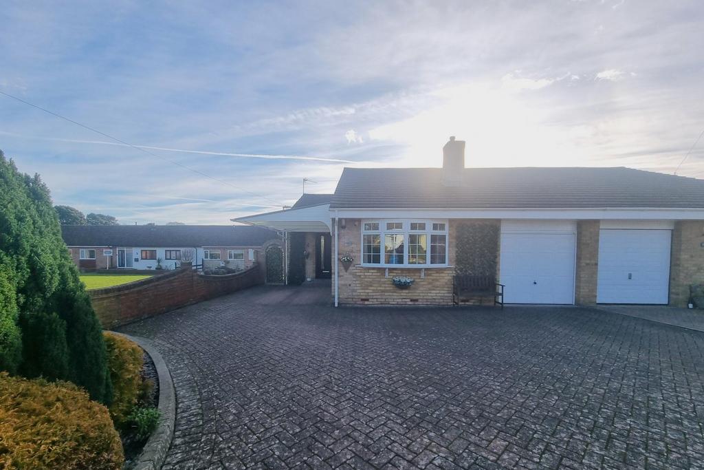 LONGMYND DRIVE, FAREHAM 3 bed semidetached bungalow for sale £375,000