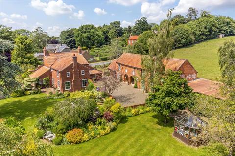 4 bedroom detached house for sale, Washdyke Farm, Lincoln Road, Fulbeck, Grantham, NG32