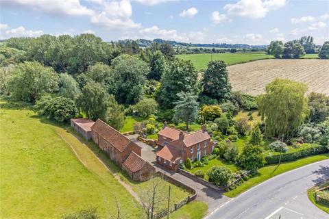 4 bedroom detached house for sale, Washdyke Farm, Lincoln Road, Fulbeck, Grantham, NG32