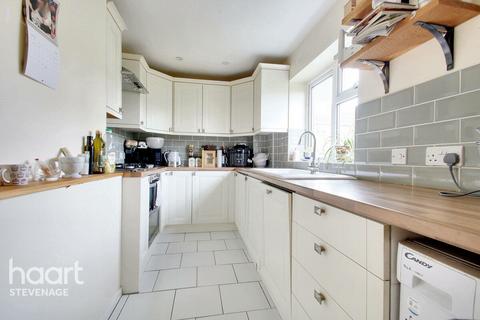 382 Broadwater Crescent, Stevenage, SG2 8HG