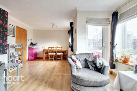 382 Broadwater Crescent, Stevenage, SG2 8HG