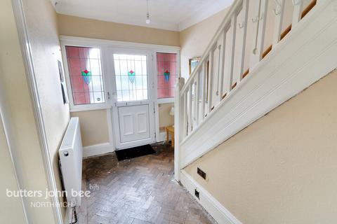 4 bedroom detached house for sale, Queensgate, Northwich