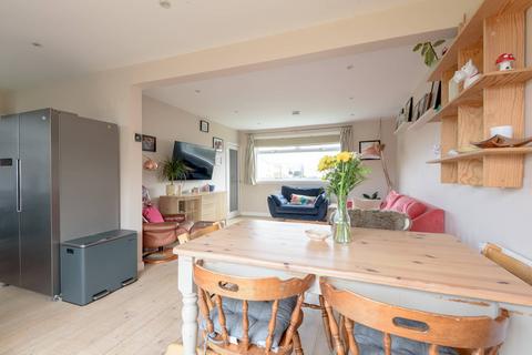 66 Gilbert Avenue, North Berwick, EH39 4EA