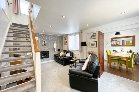 2 Bouldergate, Marsden, Huddersfield, HD7 6LJ