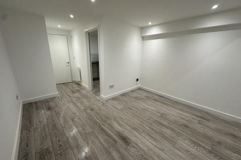 1 bedroom ground floor flat to rent, Seaside, Eastbourne BN22