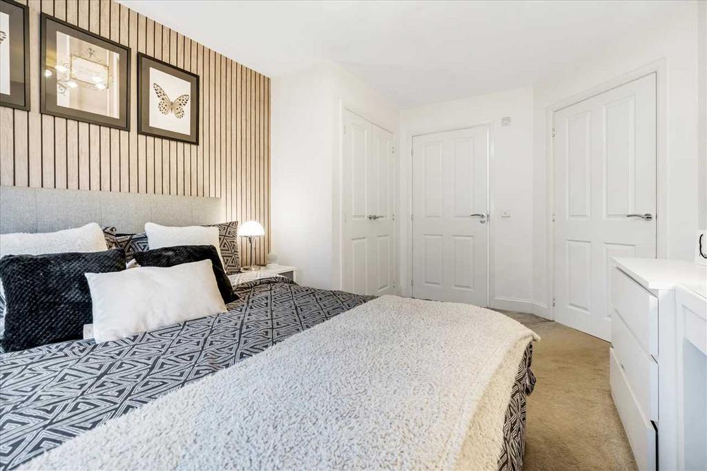 Bedroom One (2)