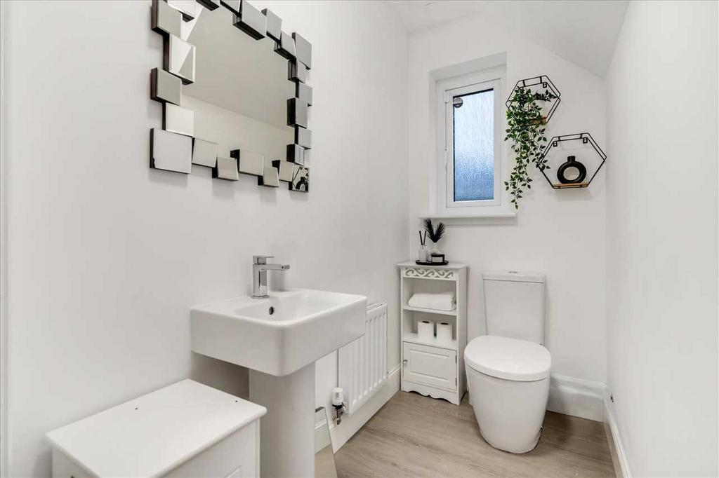 Lower Level WC