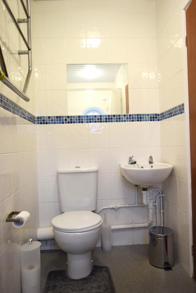 Toilet GF