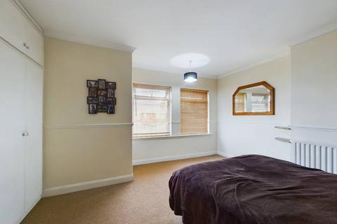 2 bedroom end of terrace house for sale, Westlands Road, HU5