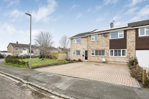 1 Beverley Close, Chalgrove, Oxford, OX44 7RY