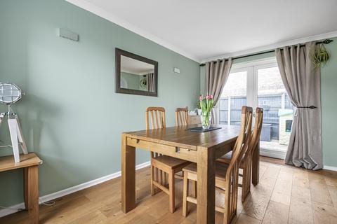 1 Beverley Close, Chalgrove, Oxford, OX44 7RY